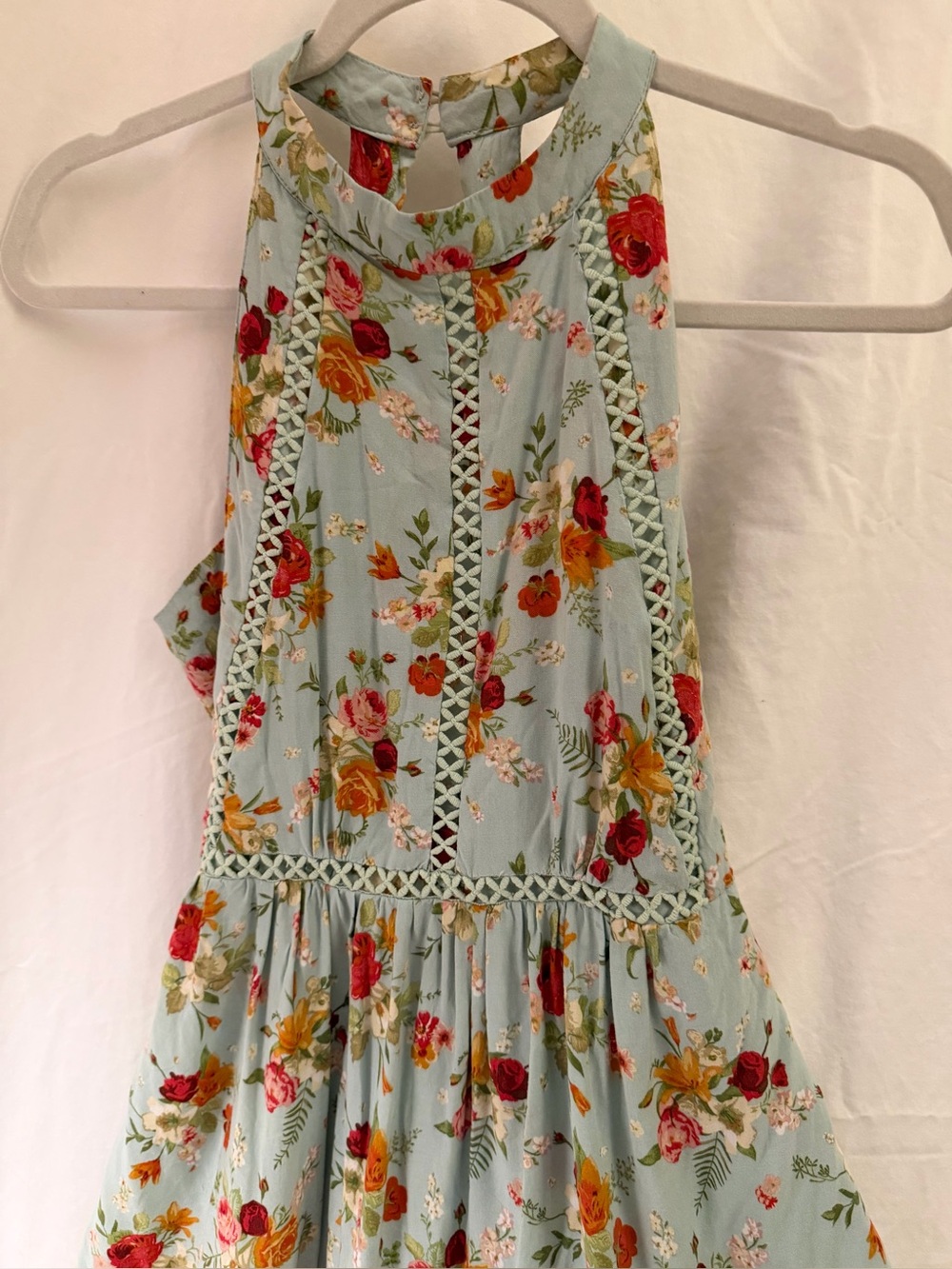 Sunday mi amor sundress open back and front pretty lattice detail size S